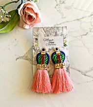 Load image into Gallery viewer, &quot;Royalty&quot; Earrings
